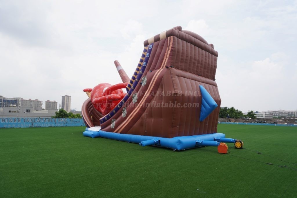 T8-377 Octopus Pirates Slide