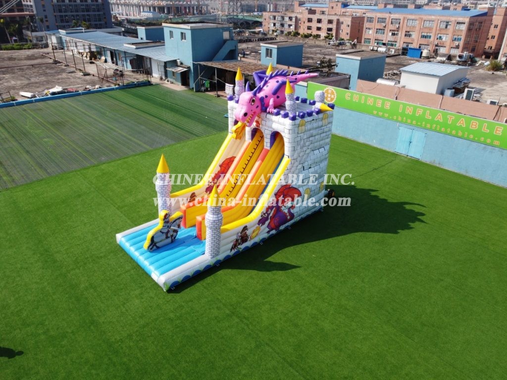 T8-1517 Dragon Castle Inflatable Giant Slide