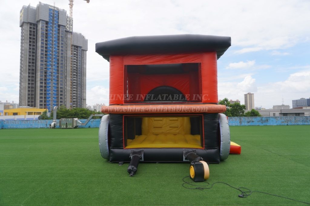 T6-872 Train shape inflatable playground