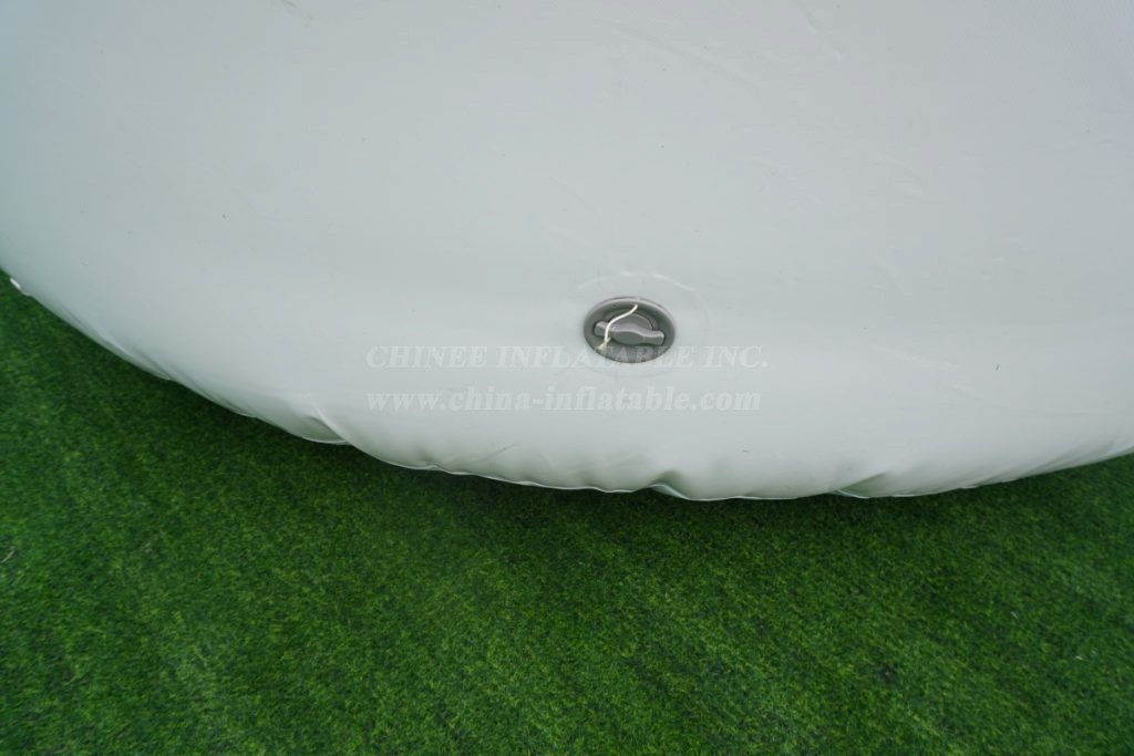 S4-553 Large Airtight Tank Inflatable Shape